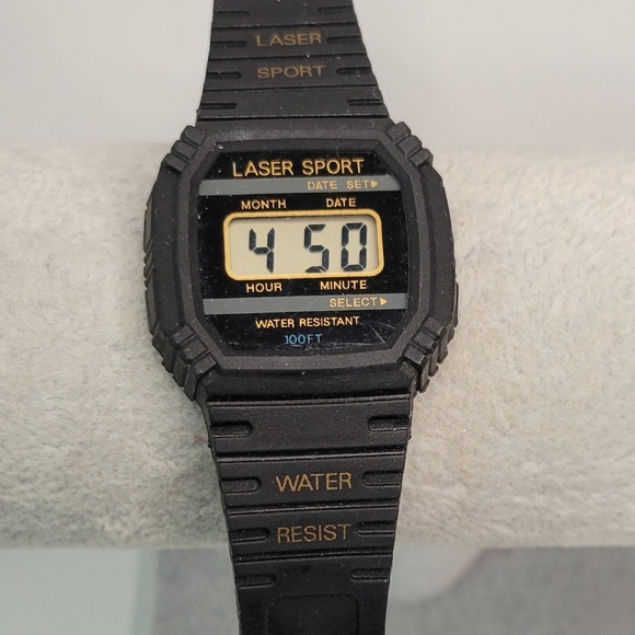 ▪︎Digital Watch - Picture 1 of 8